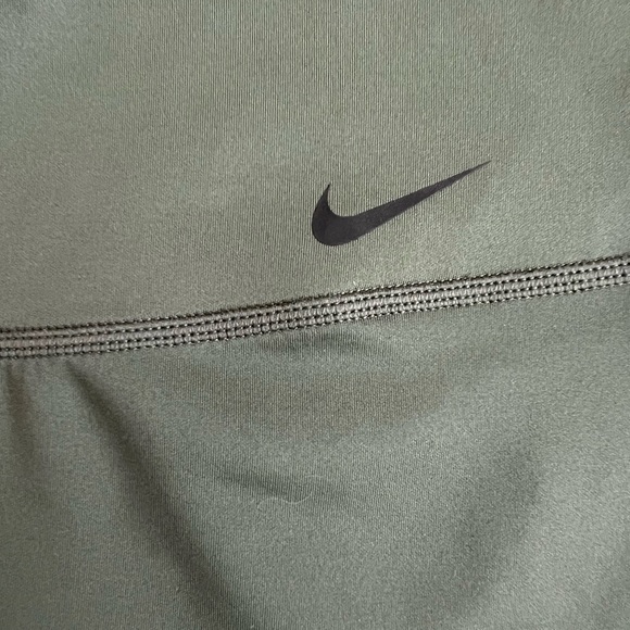 Nike Dry Fit Olive Green Leggings (Size: Medium) - Picture 2 of 5